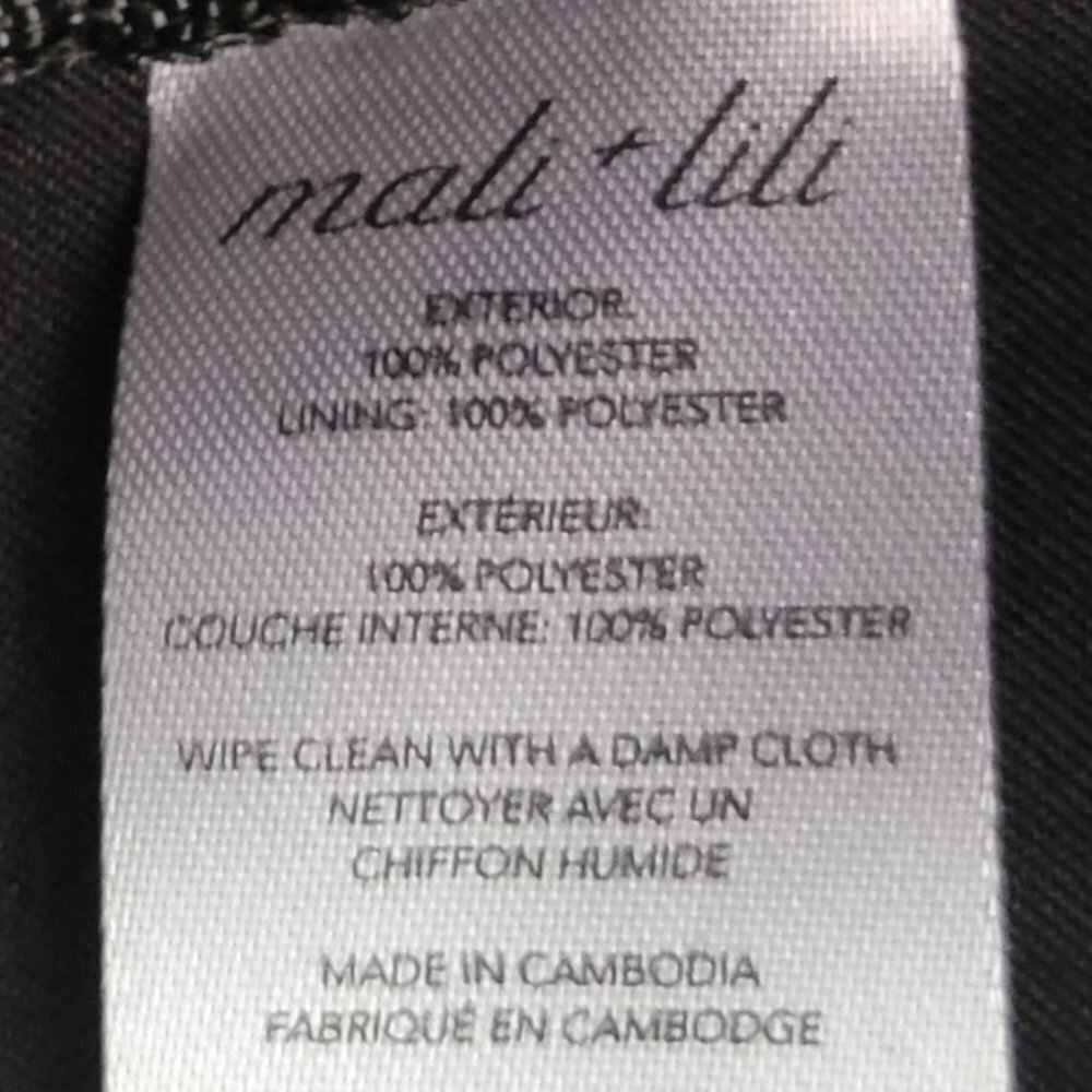 Mali & Lili Weekender Bag - Black Abstract - Picture 10 of 15